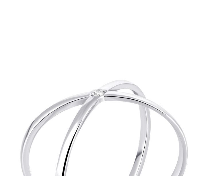 Серебряное кольцо с фианитом (81676б): недорого