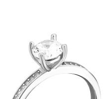 Серебряное кольцо с фианитами (A00403): купить