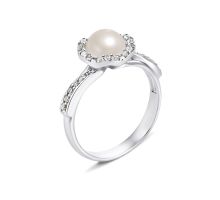 Серебряное кольцо с жемчугом и фианитами (1777/9р-PWT)