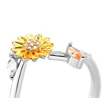 Серебряное кольцо Цветок с позолотой и фианитами (SZDR10114): купить