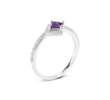 Серебряное кольцо с аметистом и фианитами (SZDR31552)